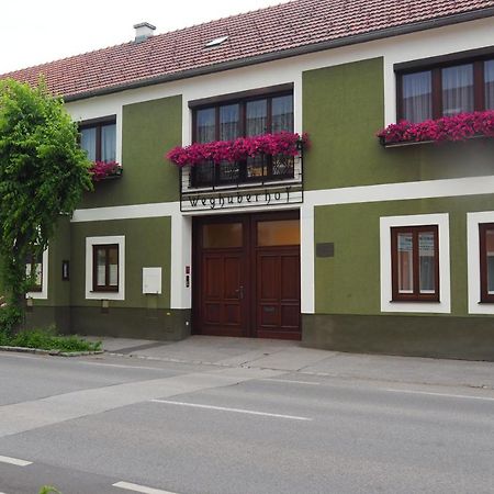 Weghuberhof Ferienwohnungen Biedermannsdorf ภายนอก รูปภาพ
